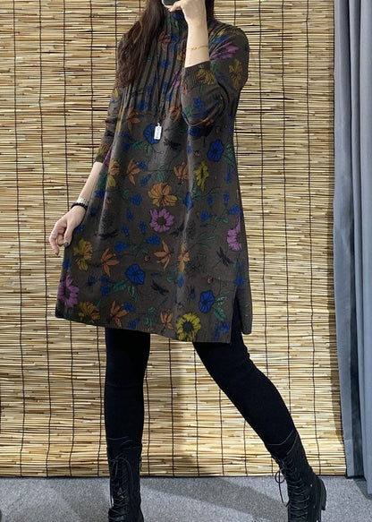 大きいサイズ チョコレートカラー タートルネック プリント サイドスリット 秋 フローラル ニットセーター