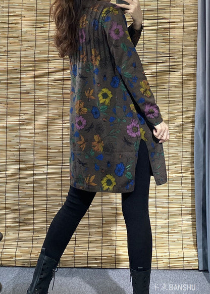 大きいサイズ チョコレートカラー タートルネック プリント サイドスリット 秋 フローラル ニットセーター